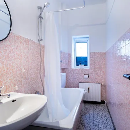 Ferienwohnungen Am Gellershagenpark 2