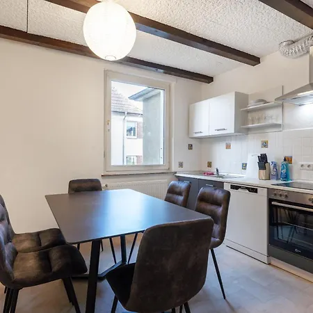 Ferienwohnungen Am Gellershagenpark 2 *