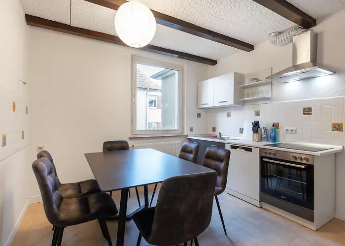 Ferienwohnungen Am Gellershagenpark 2 *